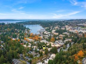 10330 SE 6TH Street A2, Bellevue WA 98004