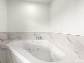 110 174th Place NE, Bellevue WA 98008