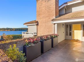 7580 SE 71st Street, Mercer Island WA 98040