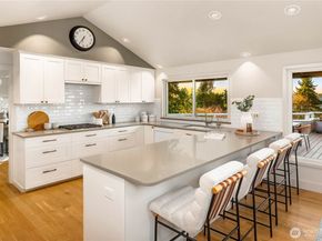 7580 SE 71st Street, Mercer Island WA 98040