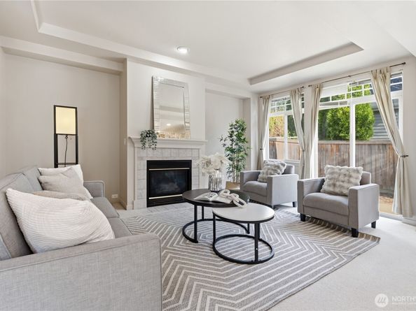 15743 NE 95th Way 53, Redmond WA 98052