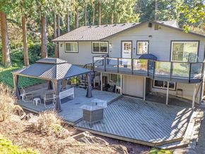 3718 NE 189th Place, Lake Forest Park WA 98155