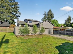 12228 Dayton Avenue N, Seattle WA 98133
