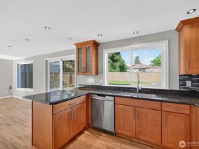 12228 Dayton Avenue N, Seattle WA 98133