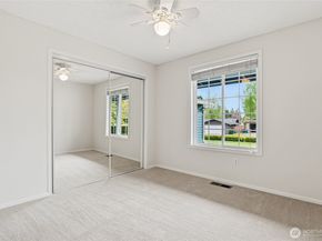 12018 NE 136th Place, Kirkland WA 98034