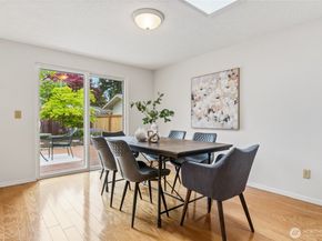 12018 NE 136th Place, Kirkland WA 98034