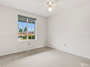 12018 NE 136th Place, Kirkland WA 98034