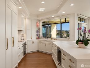 210 Market Street 303, Kirkland WA 98033