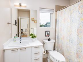 13114 SE 219th Place, Kent WA 98031