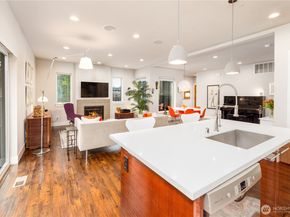 13114 SE 219th Place, Kent WA 98031