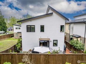 13114 SE 219th Place, Kent WA 98031