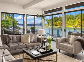 5482 Fletcher Landing NE, Bainbridge Island WA 98110