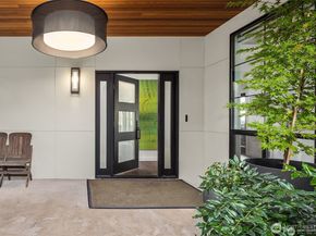 5482 Fletcher Landing NE, Bainbridge Island WA 98110