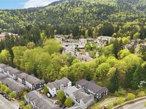 2225 NW Moraine Place, Issaquah WA 98027