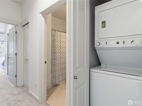 2225 NW Moraine Place, Issaquah WA 98027