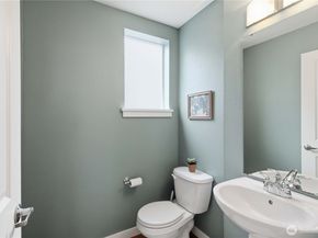 2225 NW Moraine Place, Issaquah WA 98027