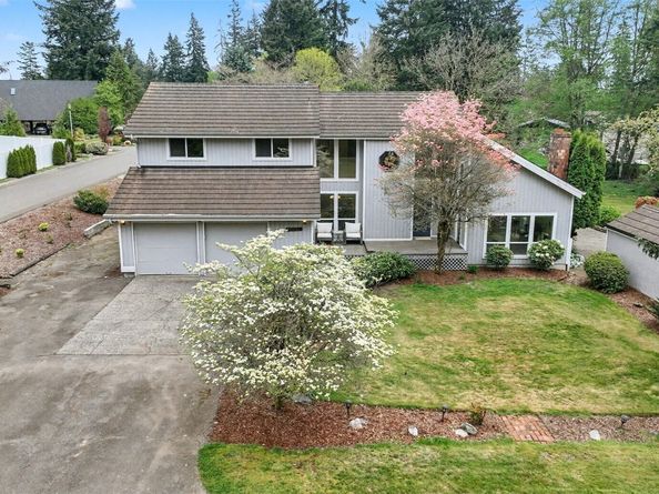 19832 156th Avenue NE, Woodinville WA 98072