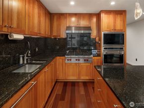 10700 NE 4th Street 3106, Bellevue WA 98004