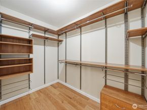 2565 Dexter Avenue N 103, Seattle WA 98109