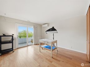 2565 Dexter Avenue N 103, Seattle WA 98109
