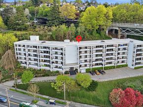 2565 Dexter Avenue N 103, Seattle WA 98109