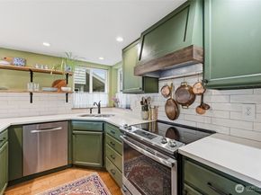 2120 185th Place SE, Bothell WA 98012