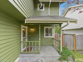 2120 185th Place SE, Bothell WA 98012