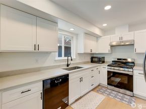 3116 12th Street, Everett WA 98201