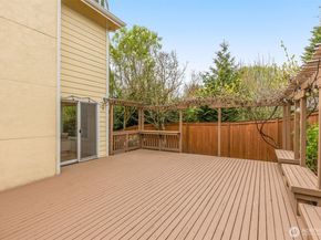 15409 101st Place NE, Bothell WA 98011