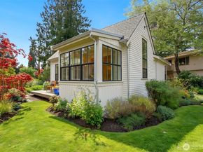2327 NE 127th Street B, Seattle WA 98125