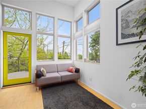 2331 E Madison St, Seattle WA 98112