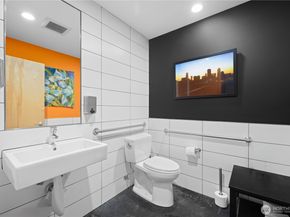 2331 E Madison St, Seattle WA 98112