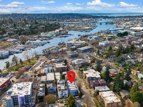 105 NW 39th Street D, Seattle WA 98107