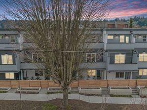 105 NW 39th Street D, Seattle WA 98107