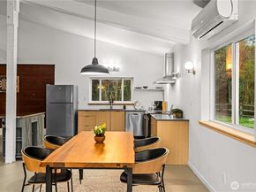 7200 NE Day Road W, Bainbridge Island WA 98110