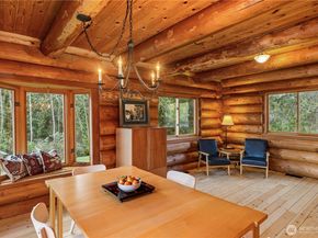 7200 NE Day Road W, Bainbridge Island WA 98110