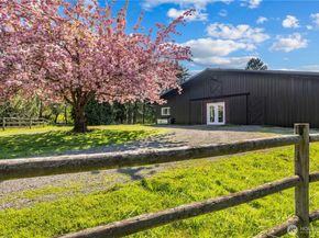 7200 NE Day Road W, Bainbridge Island WA 98110