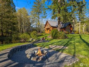 7200 NE Day Road W, Bainbridge Island WA 98110