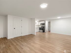 3834 175th Avenue NE G16, Redmond WA 98052