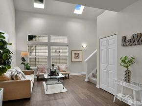25052 SE 43rd Way, Sammamish WA 98029