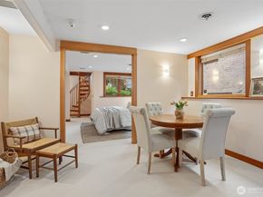 1514 NE 70th Street, Seattle WA 98115