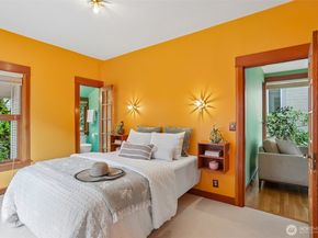 1514 NE 70th Street, Seattle WA 98115