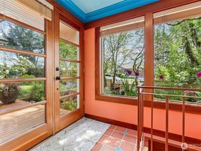 1514 NE 70th Street, Seattle WA 98115