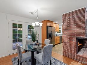 327 108 Avenue SE, Bellevue WA 98004