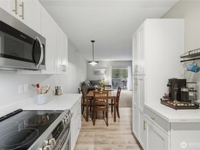 5804 200th Street SW C, Lynnwood WA 98036