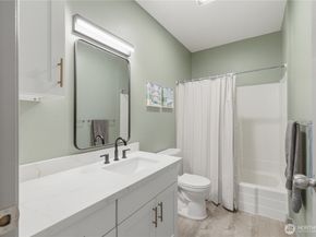 5804 200th Street SW C, Lynnwood WA 98036