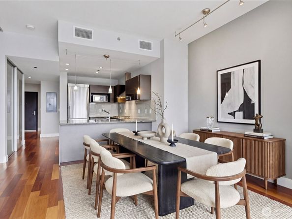 737 olive Way 2906, Seattle WA 98101