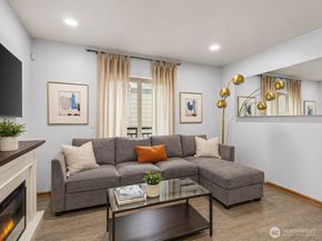 9010 18th Avenue SW B, Seattle WA 98106
