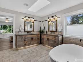 11419 NE 100th Street, Kirkland WA 98033