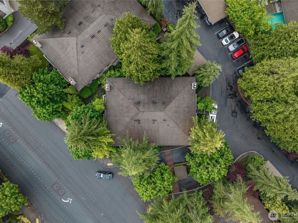 1300 Bellevue Way NE 2, Bellevue WA 98004